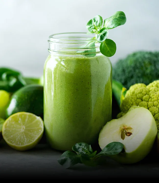 green vegetable smoothie drink